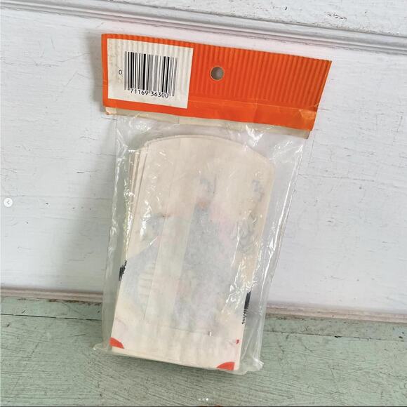 Vintage Halloween Trick or Treat Paper Bags House Moon Witch Bats 30 NOS Open - Picture 3 of 3